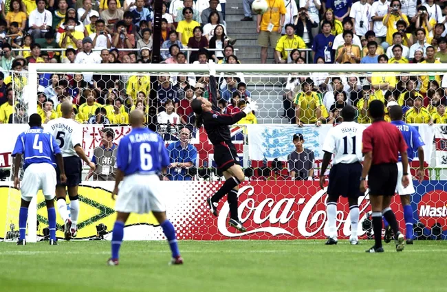 2002 世界盃 8 強:巴西 2–1 英格蘭